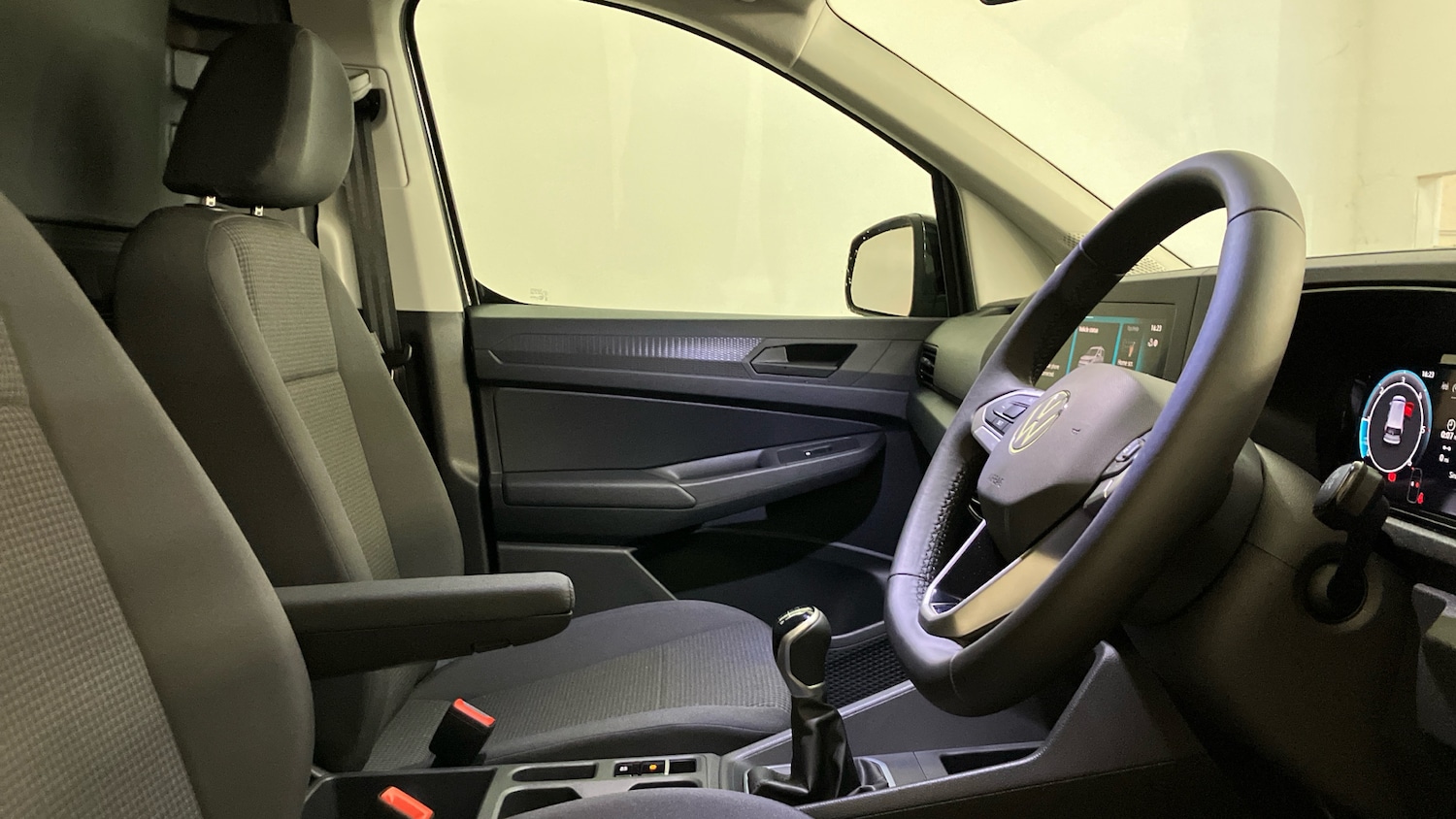 Used Volkswagen Caddy 2025 for sale - 77676152: Photo 15