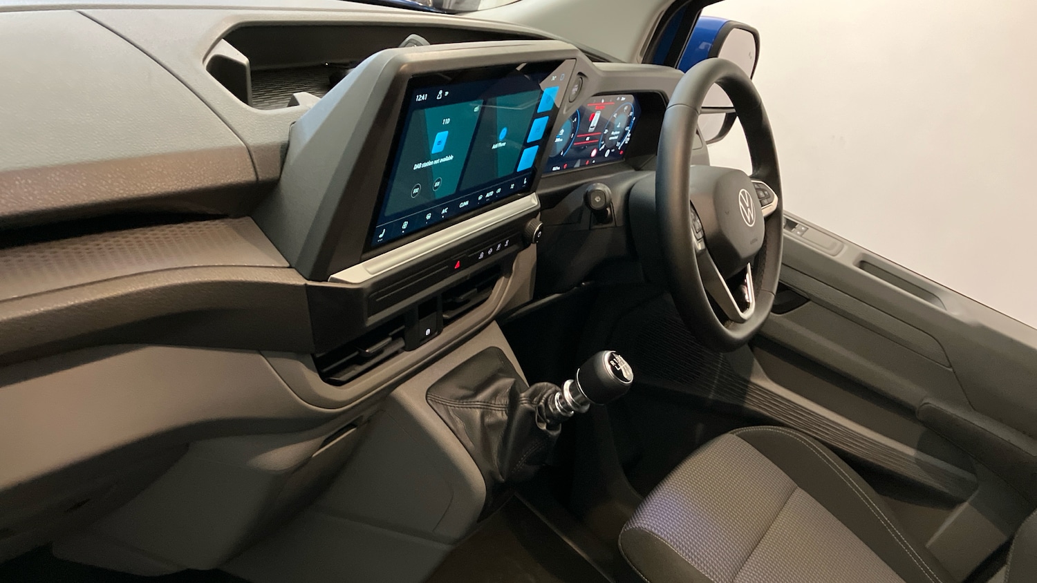 Used Volkswagen Transporter 2025 for sale - 76156515: Photo 2