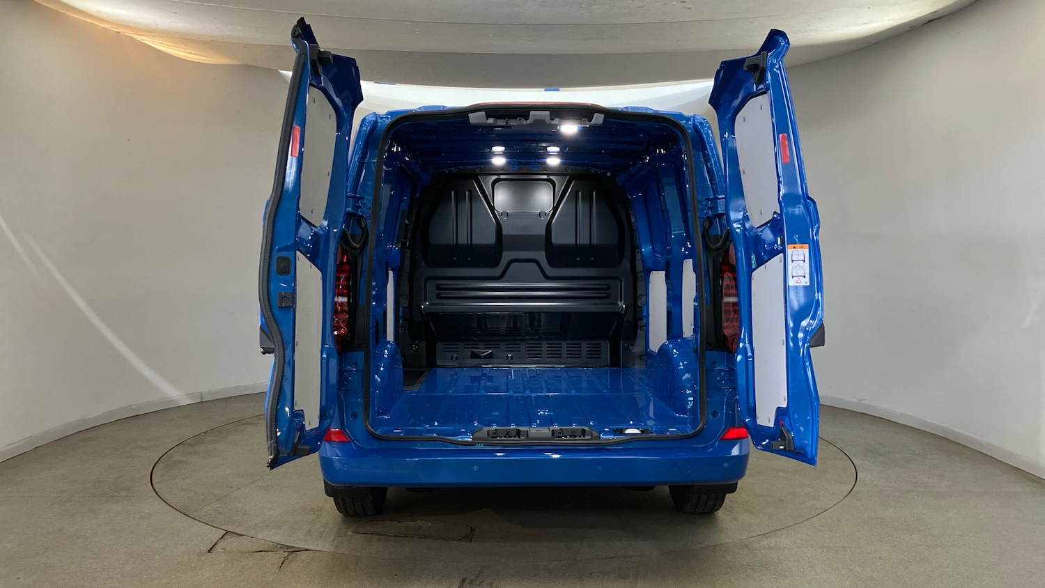 Used Volkswagen Transporter 2025 for sale - 76156515: Photo 36