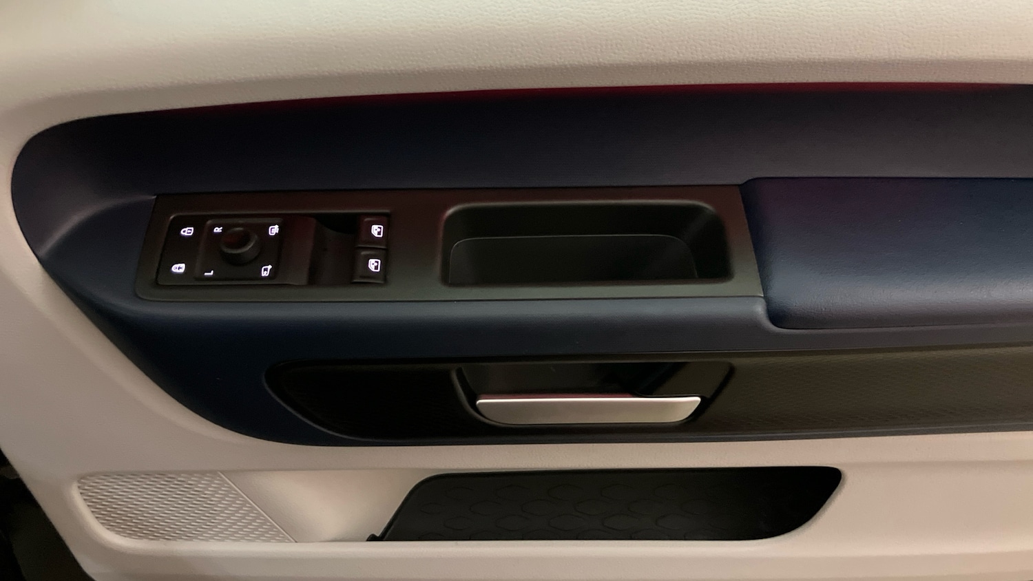 Used Volkswagen ID.Buzz 2023 for sale - 76859004: Photo 19