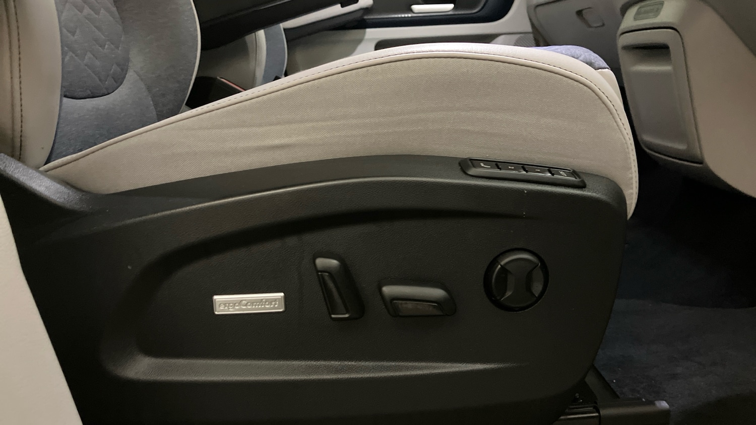 Used Volkswagen ID.Buzz 2023 for sale - 76859004: Photo 21