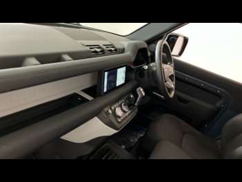 Used Land Rover Defender 2021 for sale - 74527130: Photo