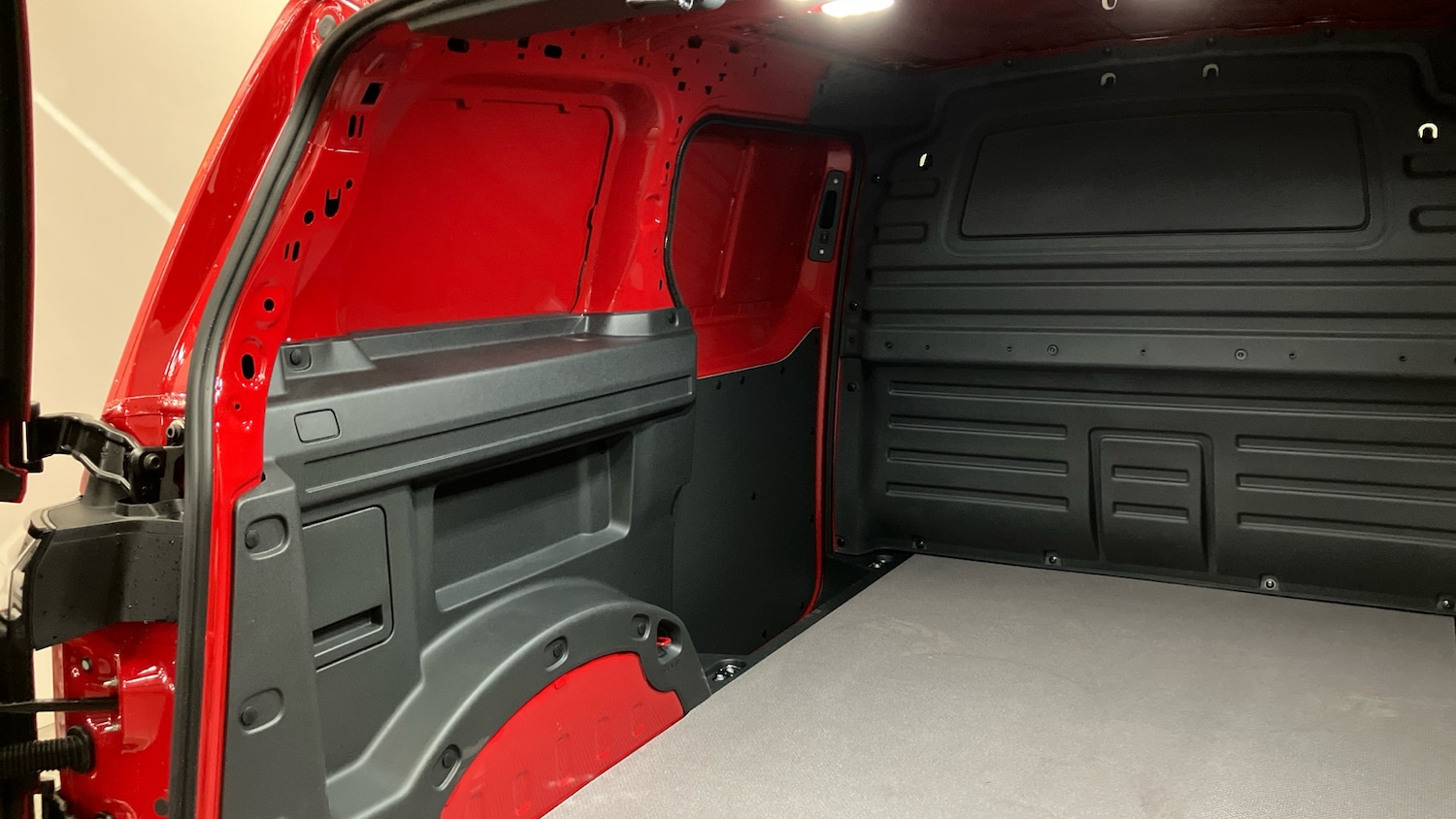 Used Volkswagen ID.Buzz 2025 for sale - 76761927: Photo 41