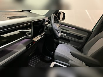 Used Volkswagen ID.Buzz 2025 for sale - 76544260: Photo