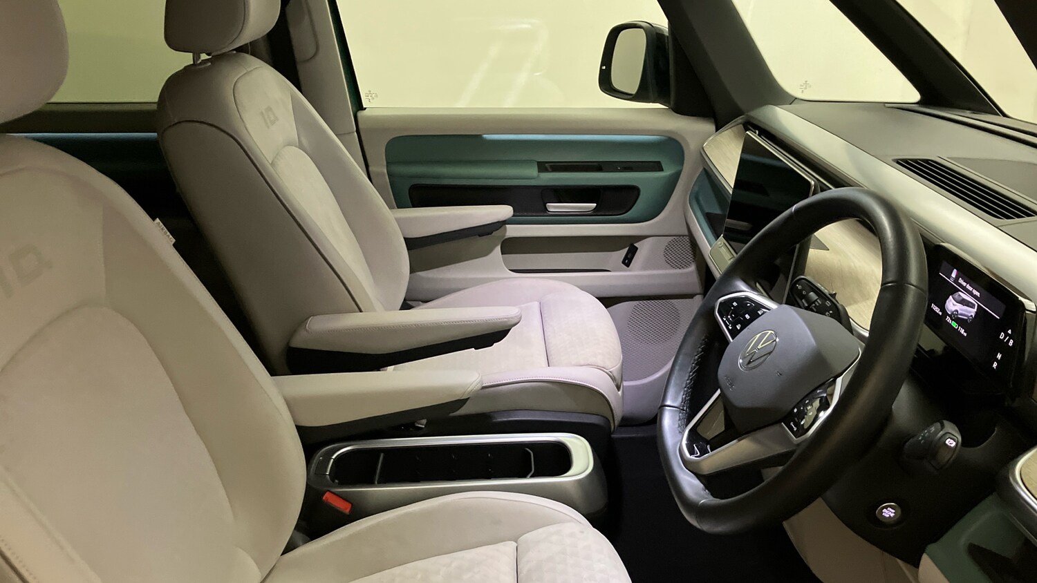 Used Volkswagen ID.Buzz 2024 for sale - 76507233: Photo 35