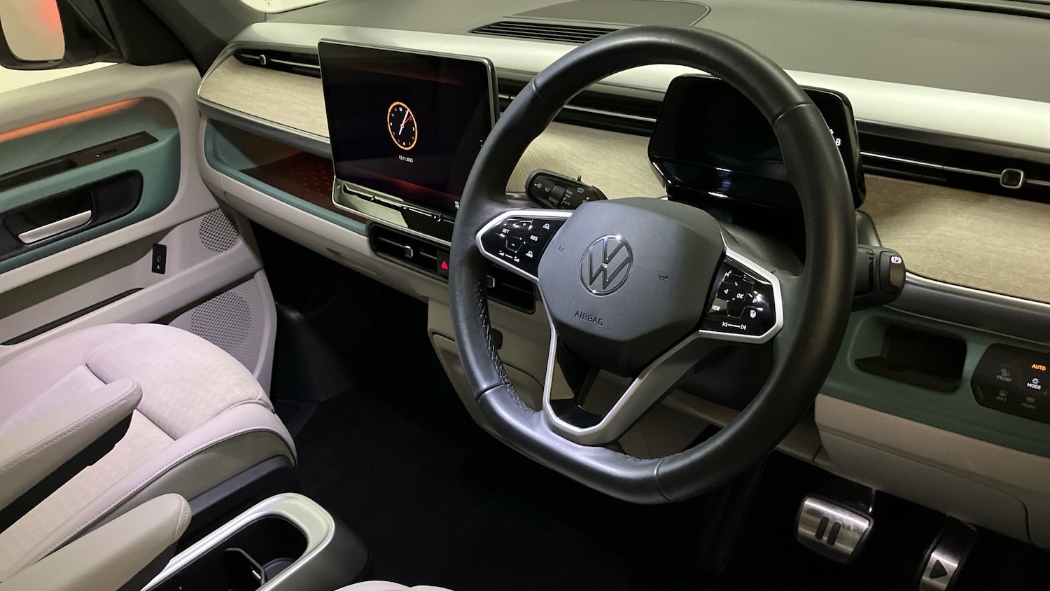 Used Volkswagen ID.Buzz 2024 for sale - 76507233: Photo 6