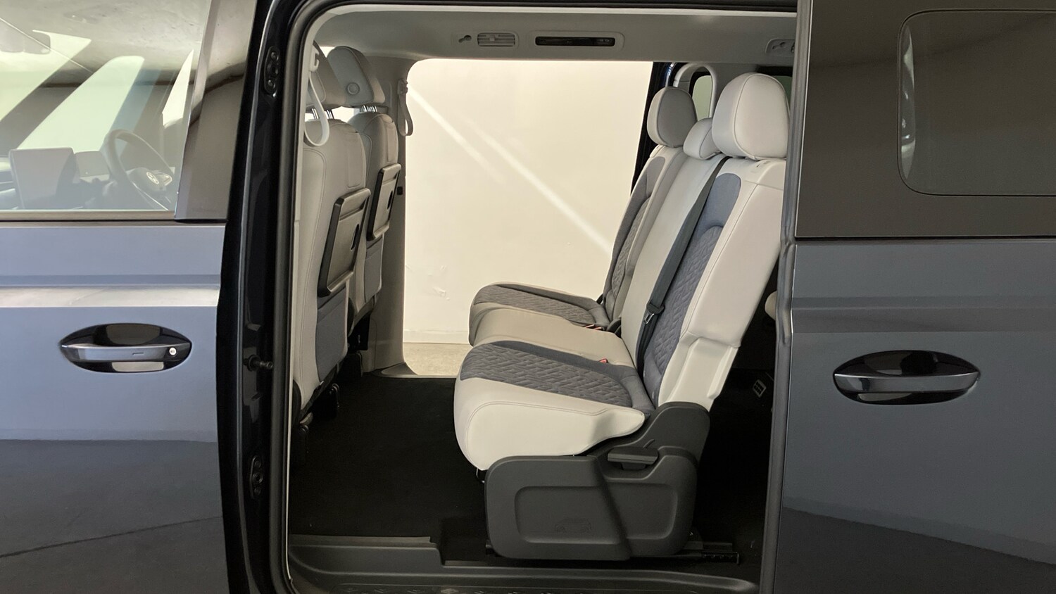 Used Volkswagen ID.Buzz 2025 for sale - 77061495: Photo 25