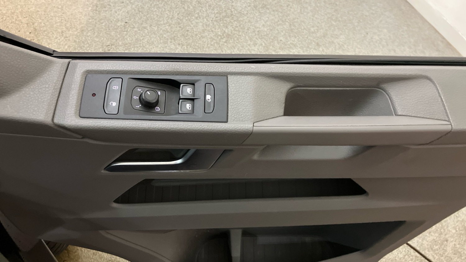 Used Volkswagen Transporter 2022 for sale - 77151870: Photo 19