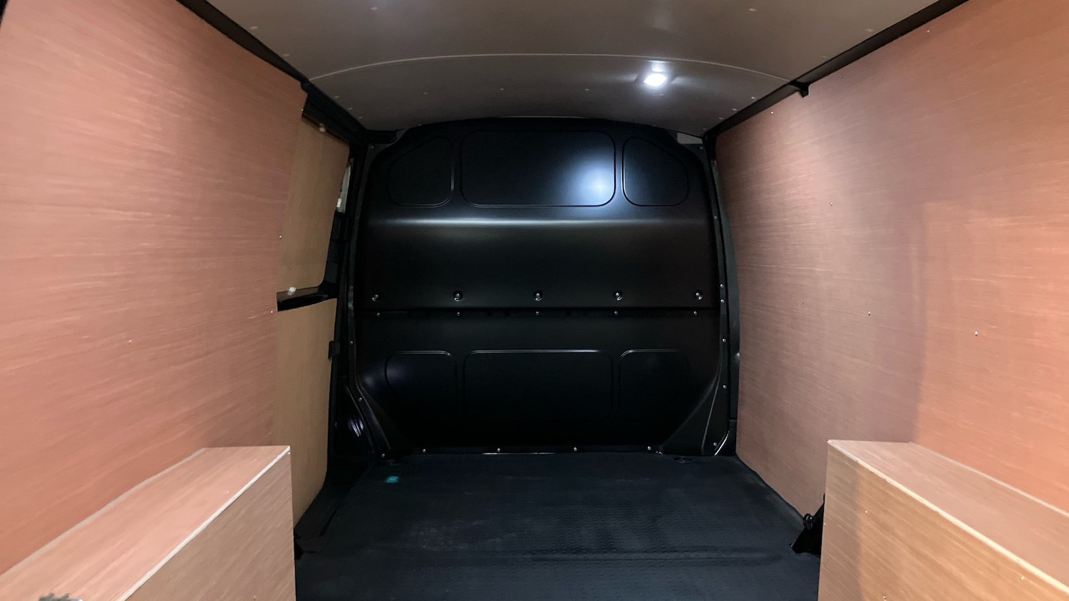 Used Volkswagen Transporter 2022 for sale - 77151870: Photo 20