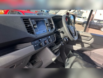 Used Volkswagen Crafter 2024 for sale - 76299693: Photo