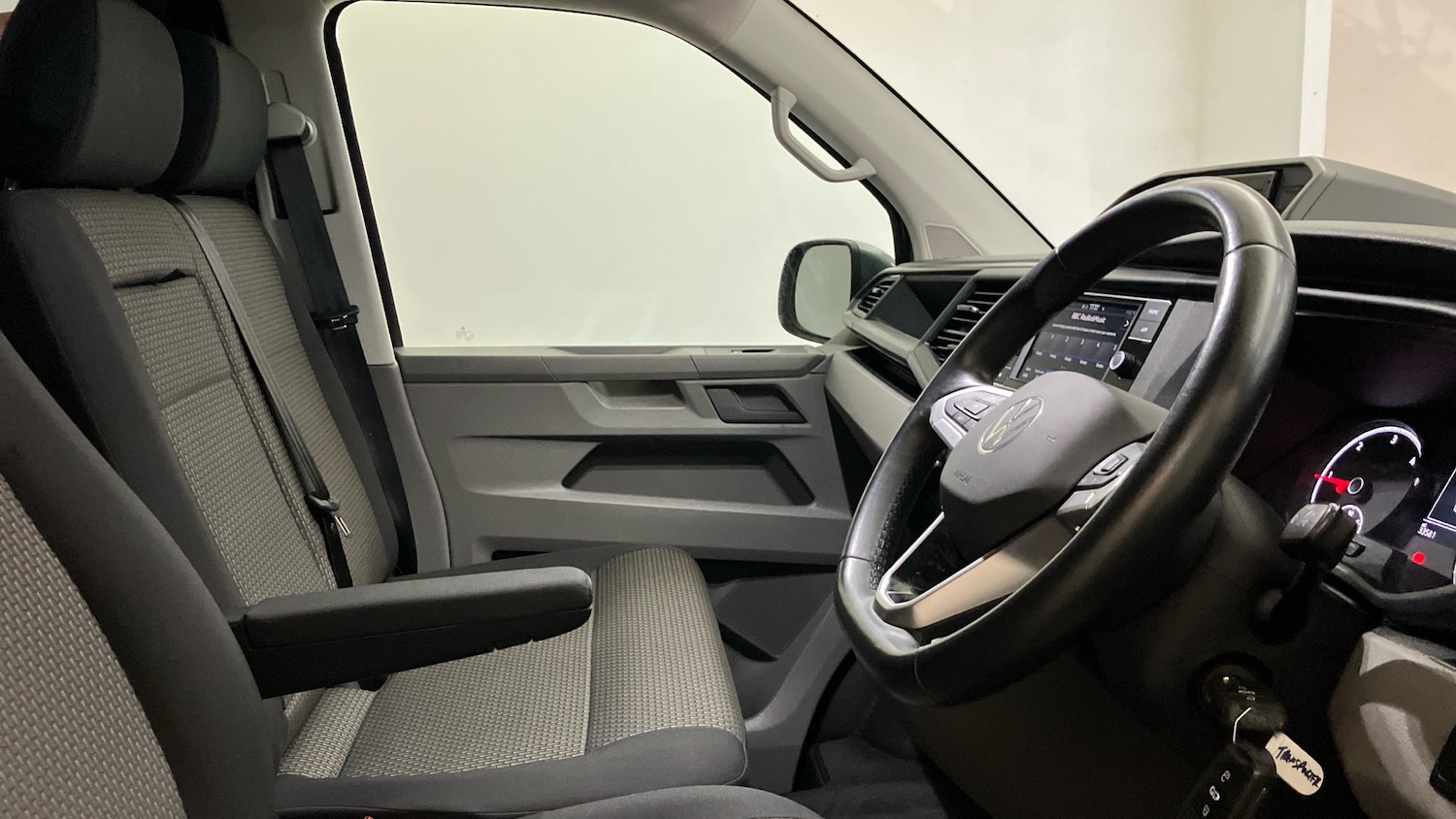 Used Volkswagen Transporter 2023 for sale - 76206509: Photo 15