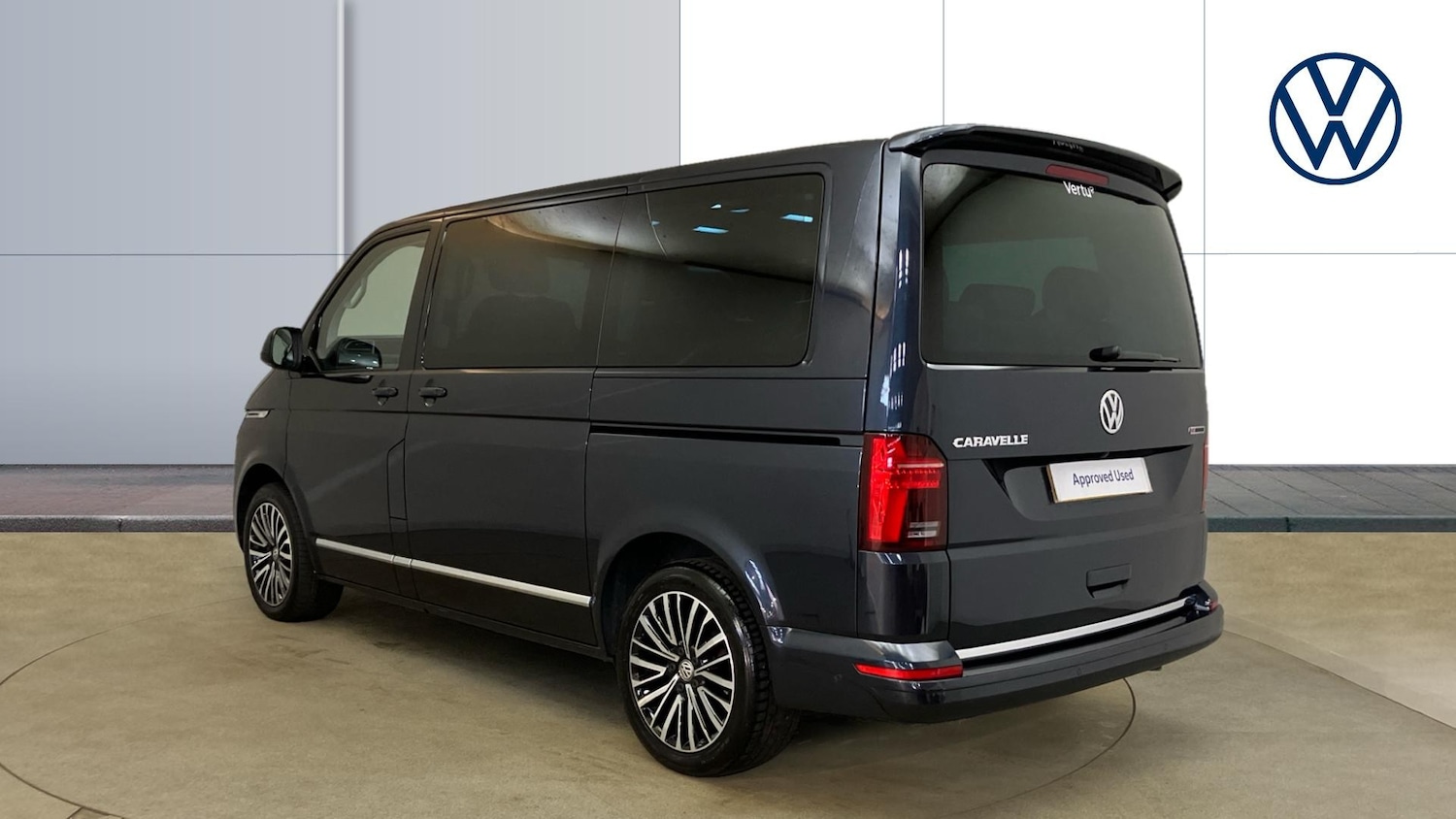 Used Volkswagen Caravelle 2020 for sale - 76329537: Photo 3