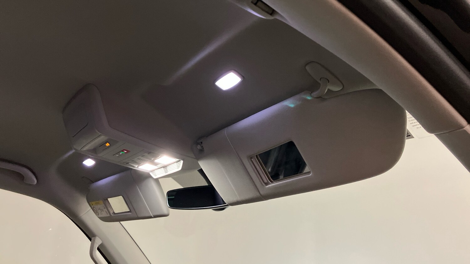 Used Volkswagen Caravelle 2020 for sale - 76329537: Photo 39