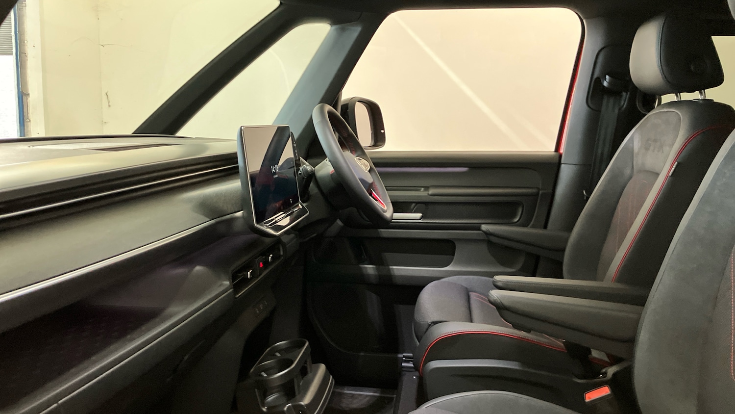 Used Volkswagen ID.Buzz 2025 for sale - 76761925: Photo 24