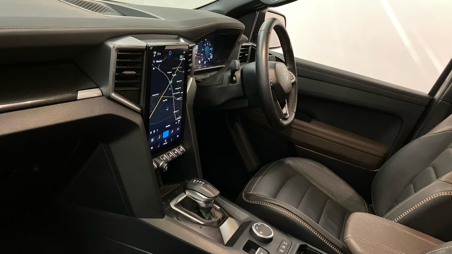 Used Volkswagen Amarok 2025 for sale - 77128106: Photo 2