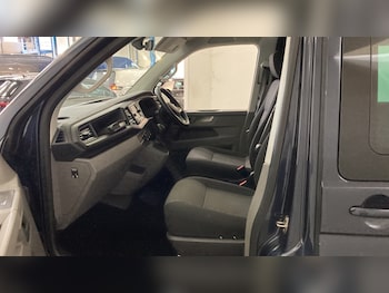 Used Volkswagen Transporter 2022 for sale - 78568050: Photo