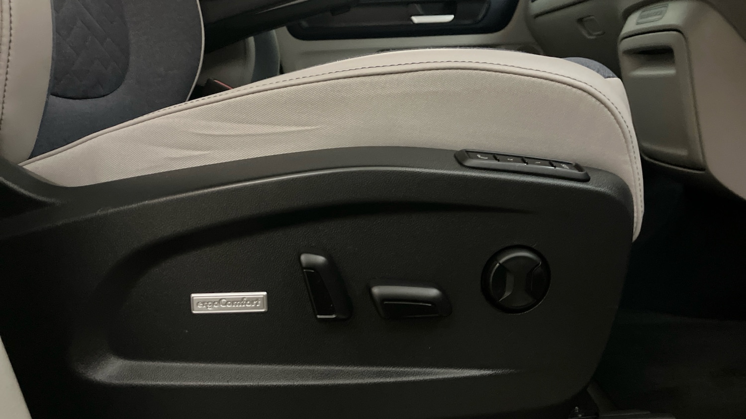 Used Volkswagen ID.Buzz 2022 for sale - 76683997: Photo 21