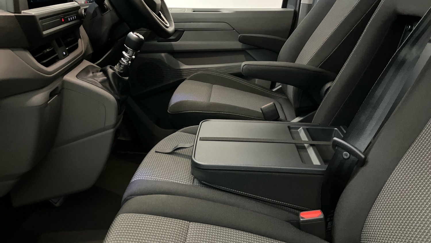 Used Volkswagen Transporter 2025 for sale - 76156510: Photo 25