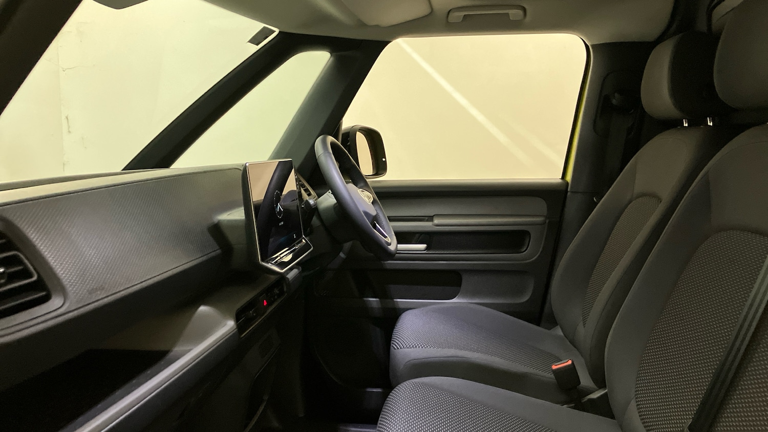 Used Volkswagen ID.Buzz 2025 for sale - 76776324: Photo 24