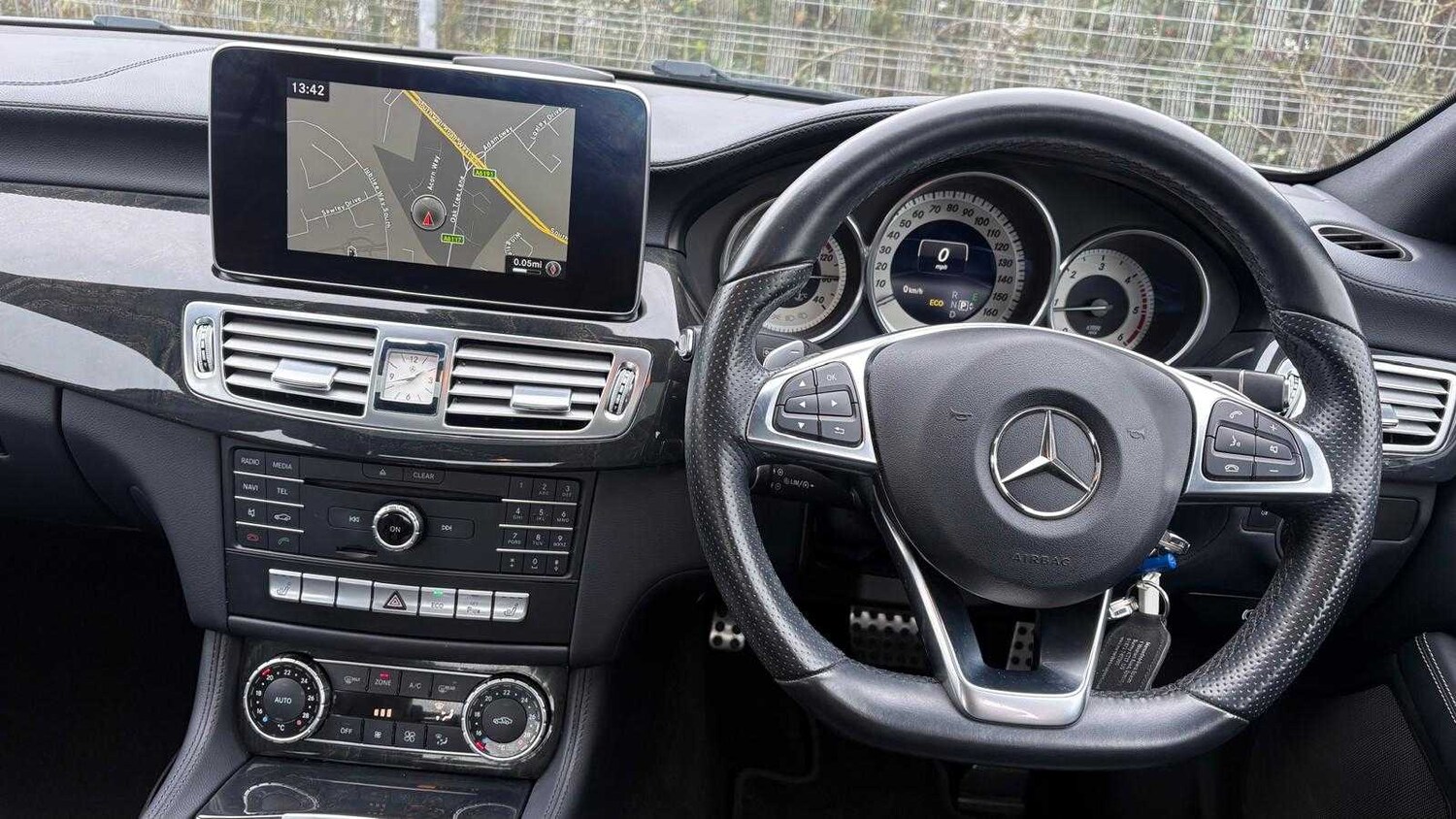 Used Mercedes-Benz CLS 2017 for sale - 77972605: Photo 16