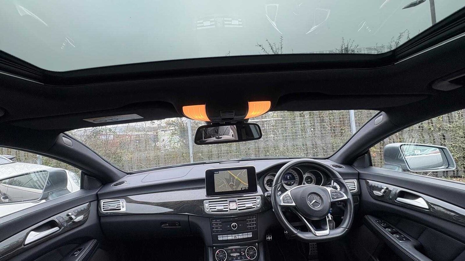 Used Mercedes-Benz CLS 2017 for sale - 77972605: Photo 20