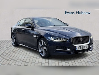 Used Jaguar XE 2015 for sale - 78651451: Photo
