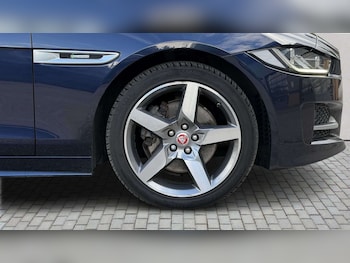 Used Jaguar XE 2015 for sale - 78651451: Photo