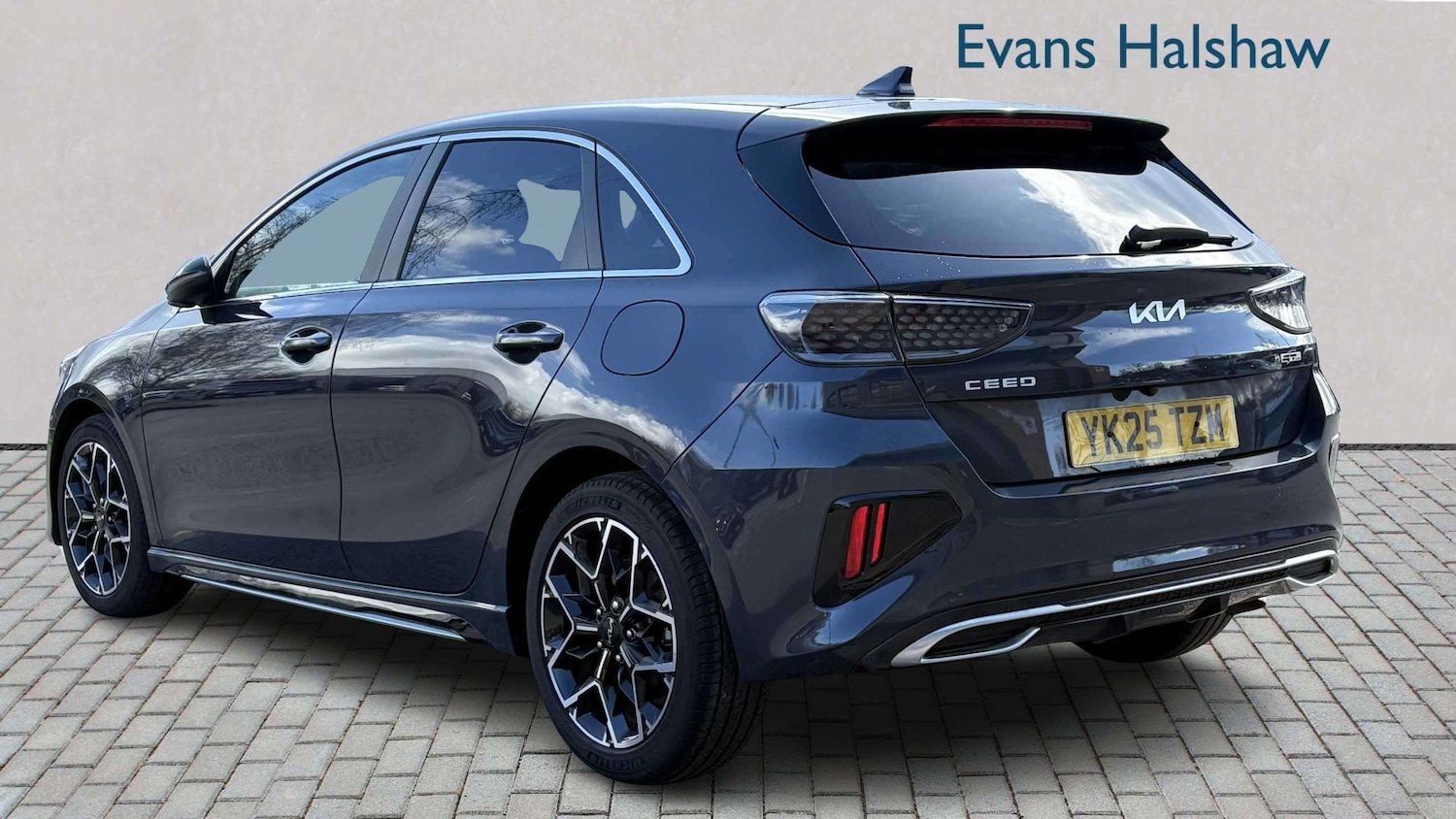 Used Kia Ceed 2025 for sale - 78052161: Photo 5