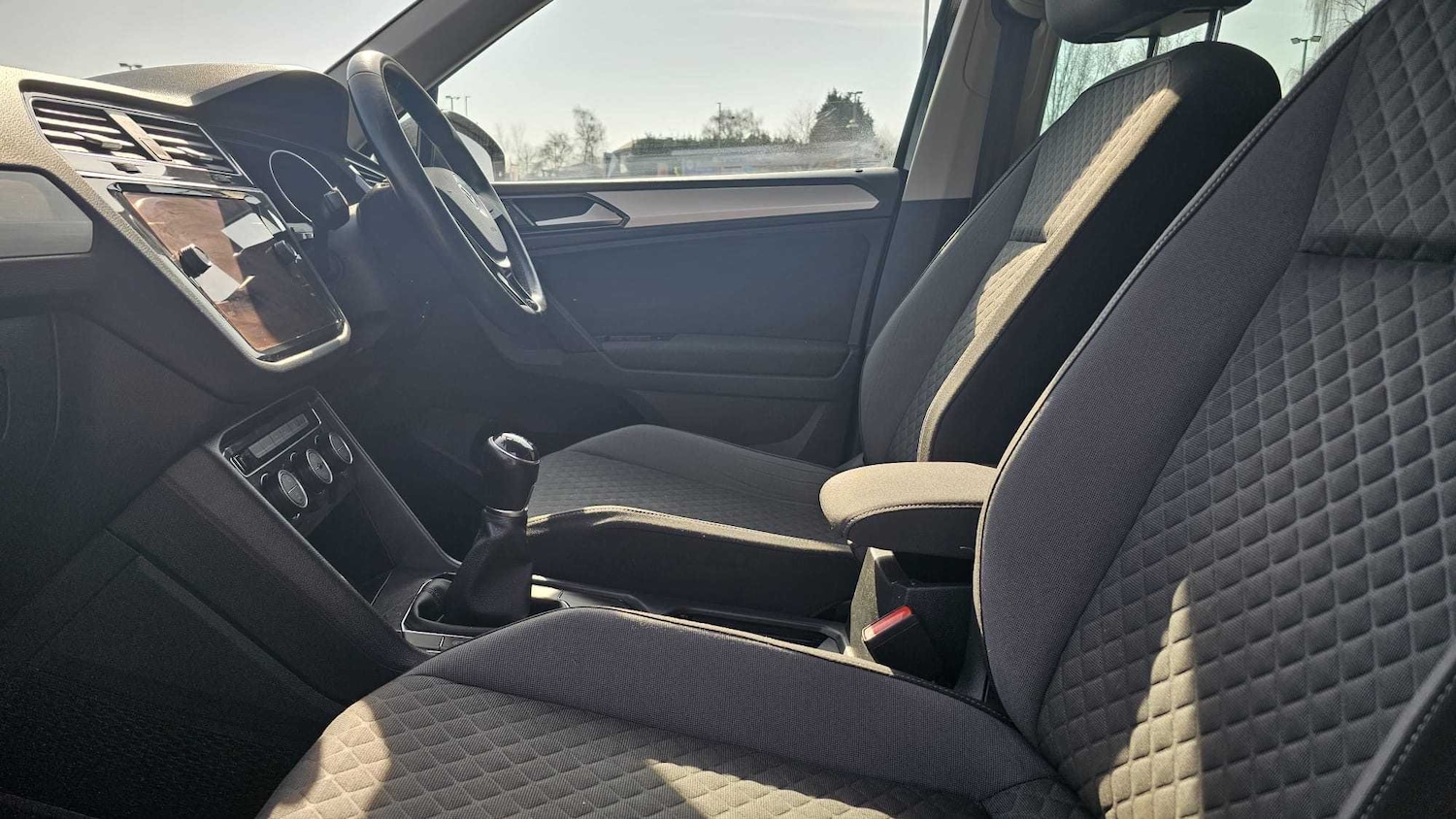 Used Volkswagen Tiguan 2018 for sale - 77961028: Photo 9