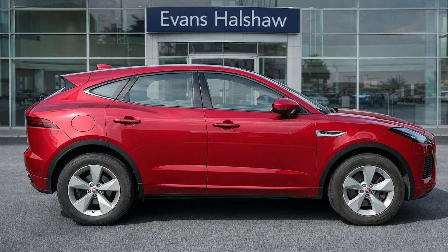 Used Jaguar E-Pace 2019 for sale - 78209158: Photo 6