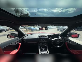 Used Jaguar F-Pace 2017 for sale - 79637403: Photo