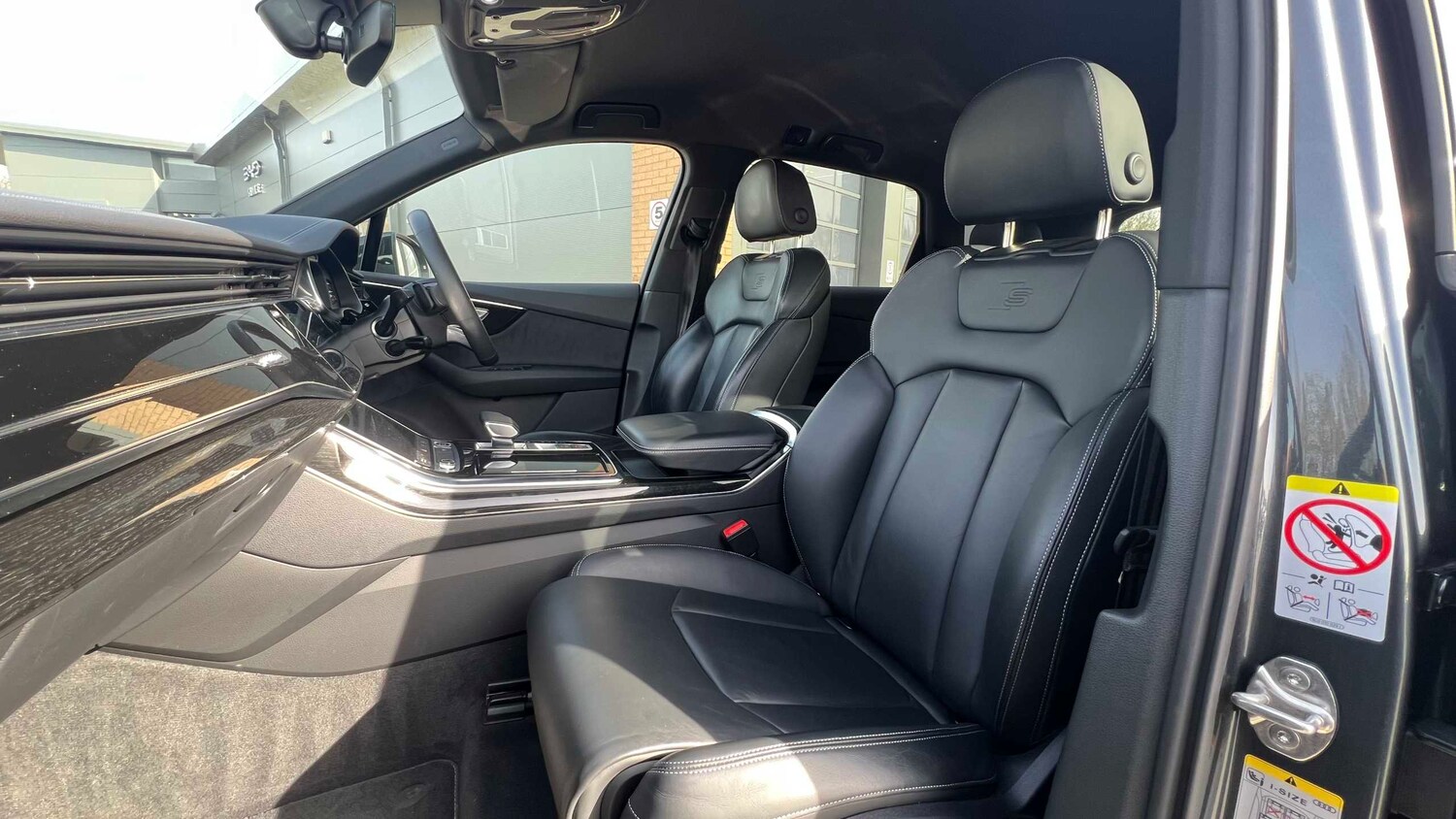 Used Audi Q7 2023 for sale - 78208868: Photo 11