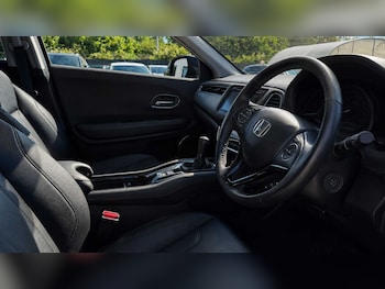 Used Honda HR-V 2018 for sale - 78960826: Photo