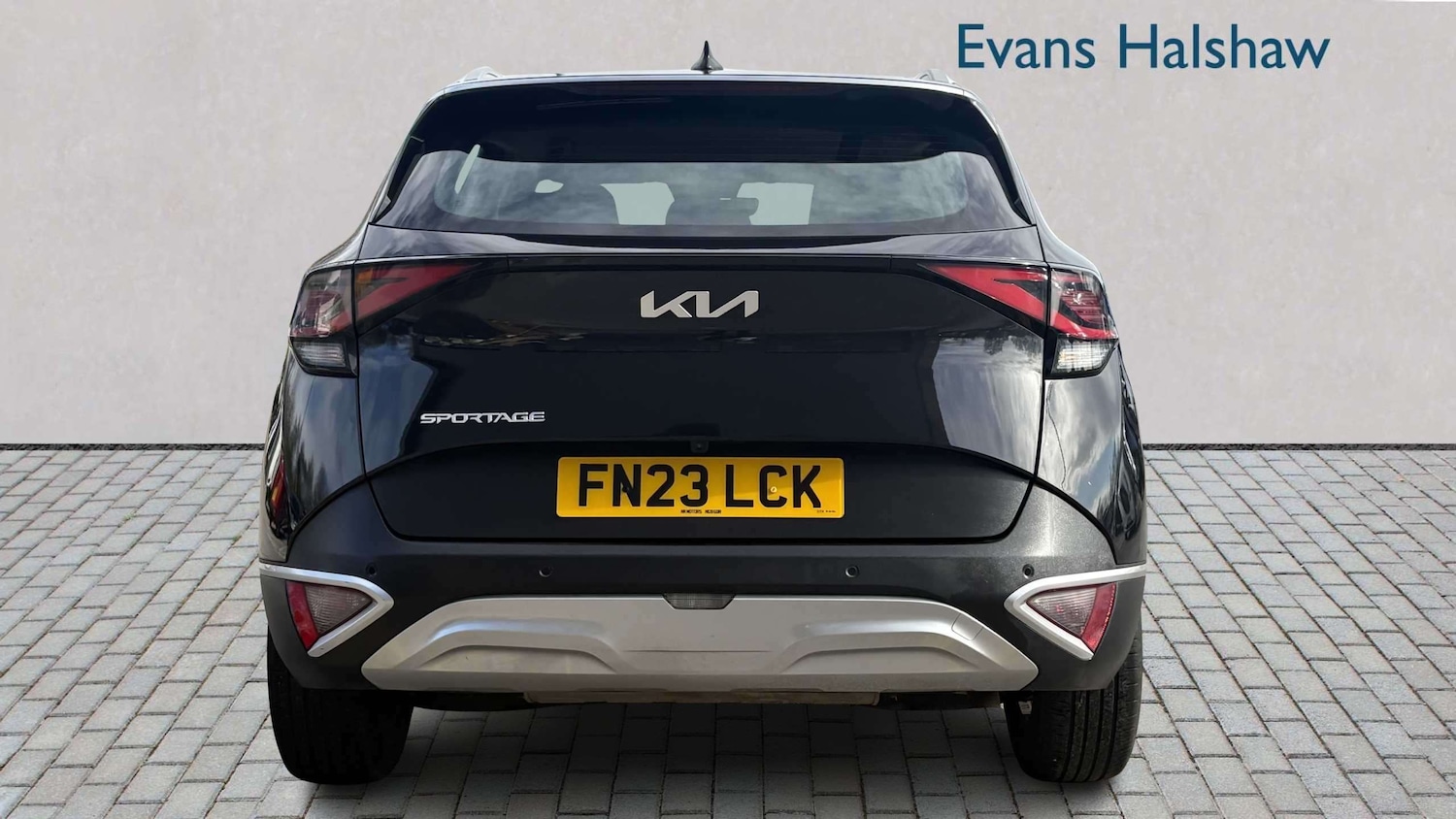 Used Kia Sportage 2023 for sale - 78104541: Photo 2