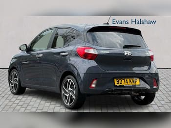 Used Hyundai i10 2024 for sale - 79648640: Photo