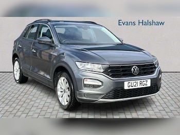 Used Volkswagen T-Roc 2021 for sale - 77860410: Photo