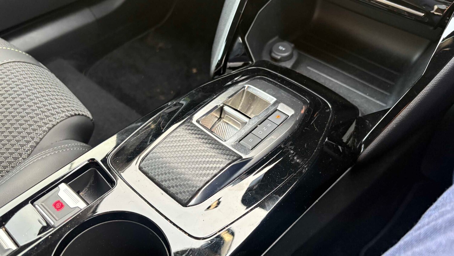 Used Peugeot 2008 2023 for sale - 77857573: Photo 8