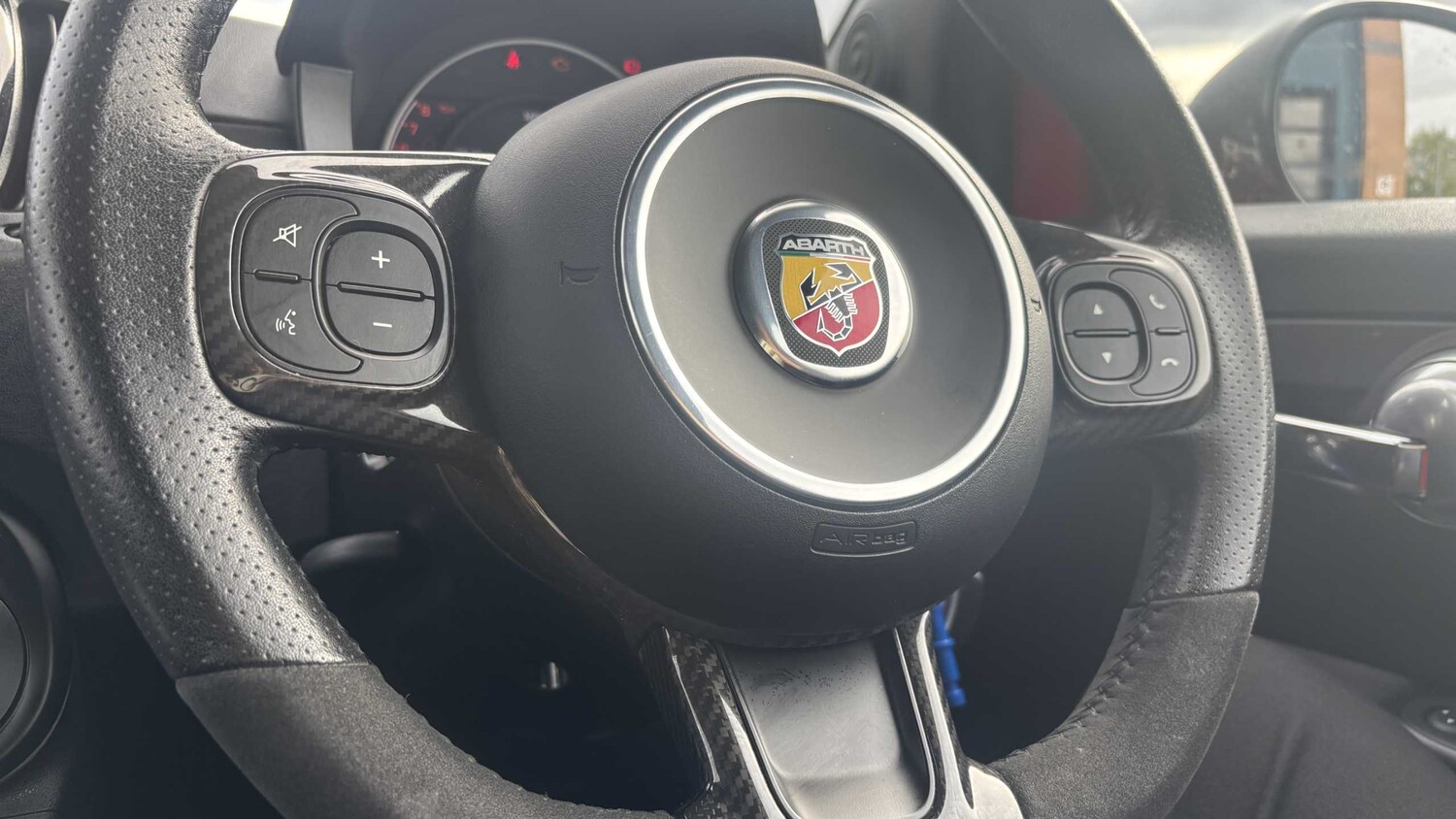 Used Abarth 695 2023 for sale - 77857104: Photo 22