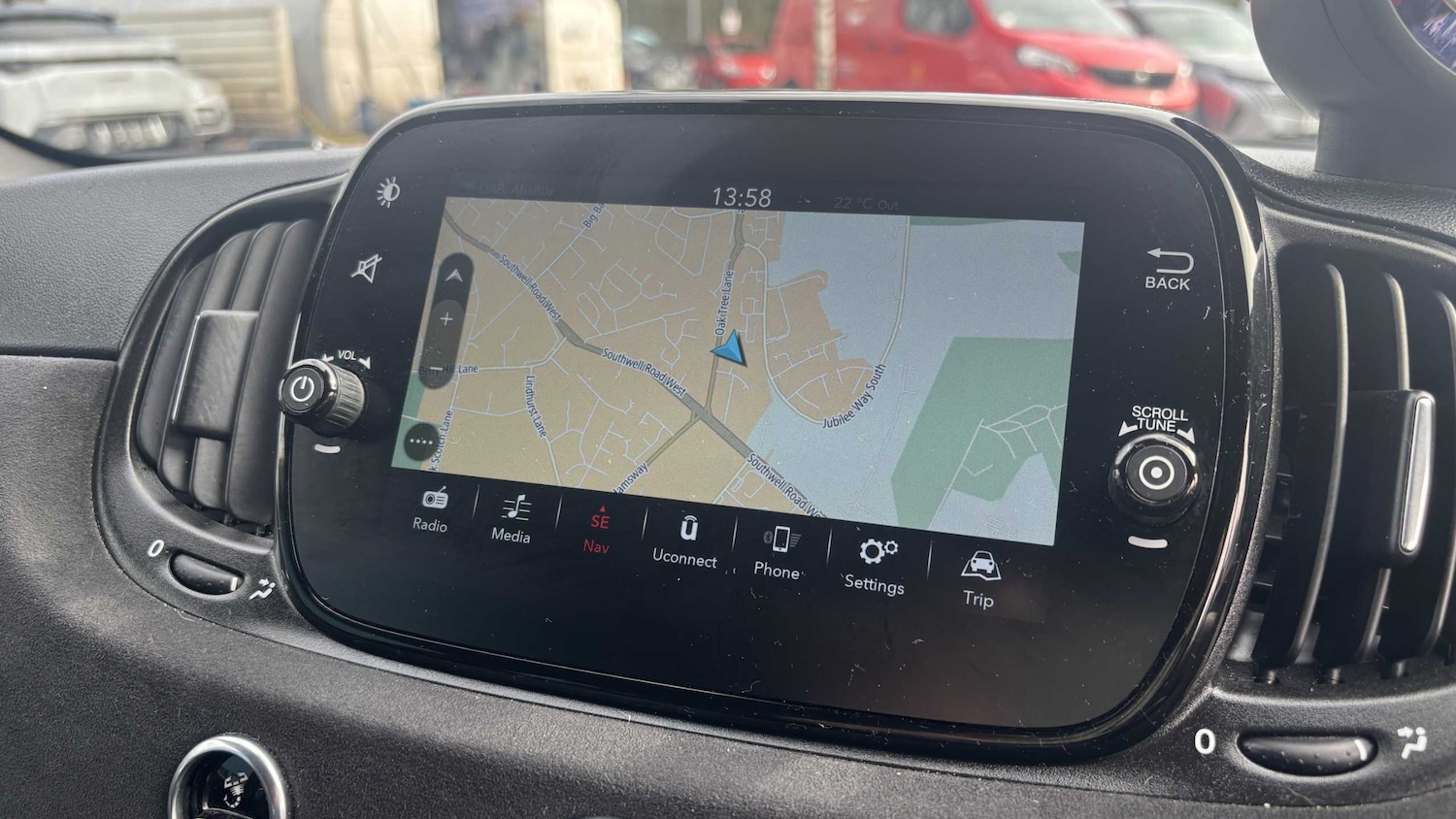 Used Abarth 695 2023 for sale - 77857104: Photo 4