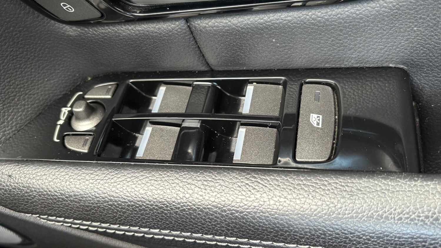 Used Land Rover Range Rover Evoque 2017 for sale - 78023872: Photo 15