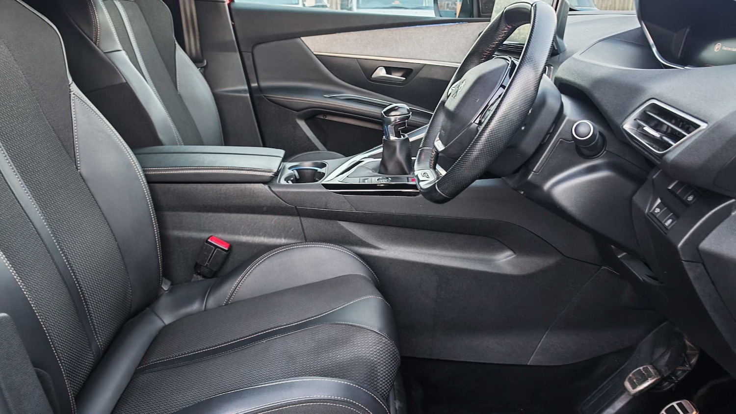 Used Peugeot 3008 for sale - 77861916: Photo 3