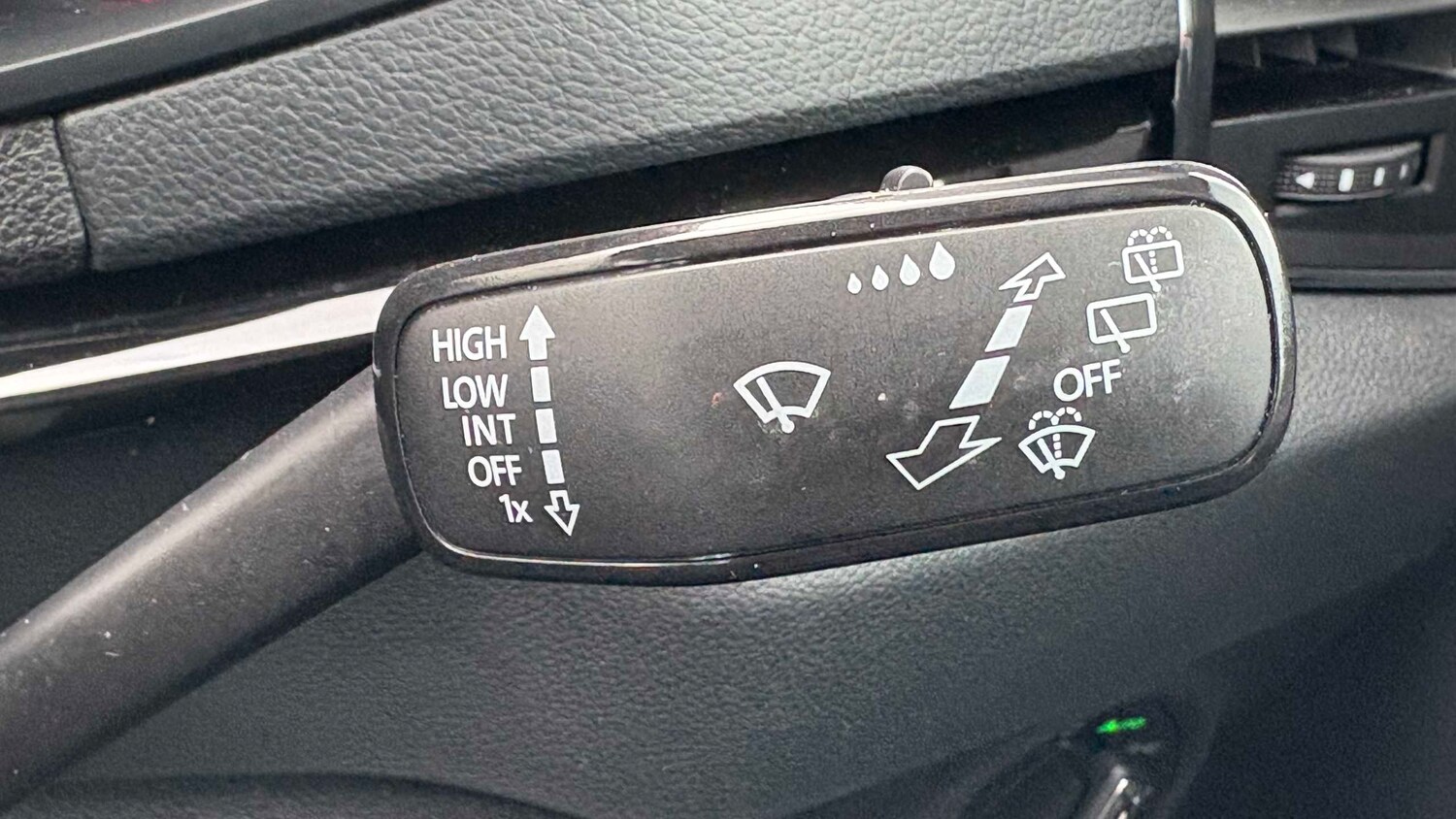 Used Skoda Karoq 2022 for sale - 77885823: Photo 15