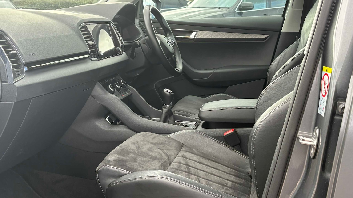 Used Skoda Karoq 2022 for sale - 77885823: Photo 4