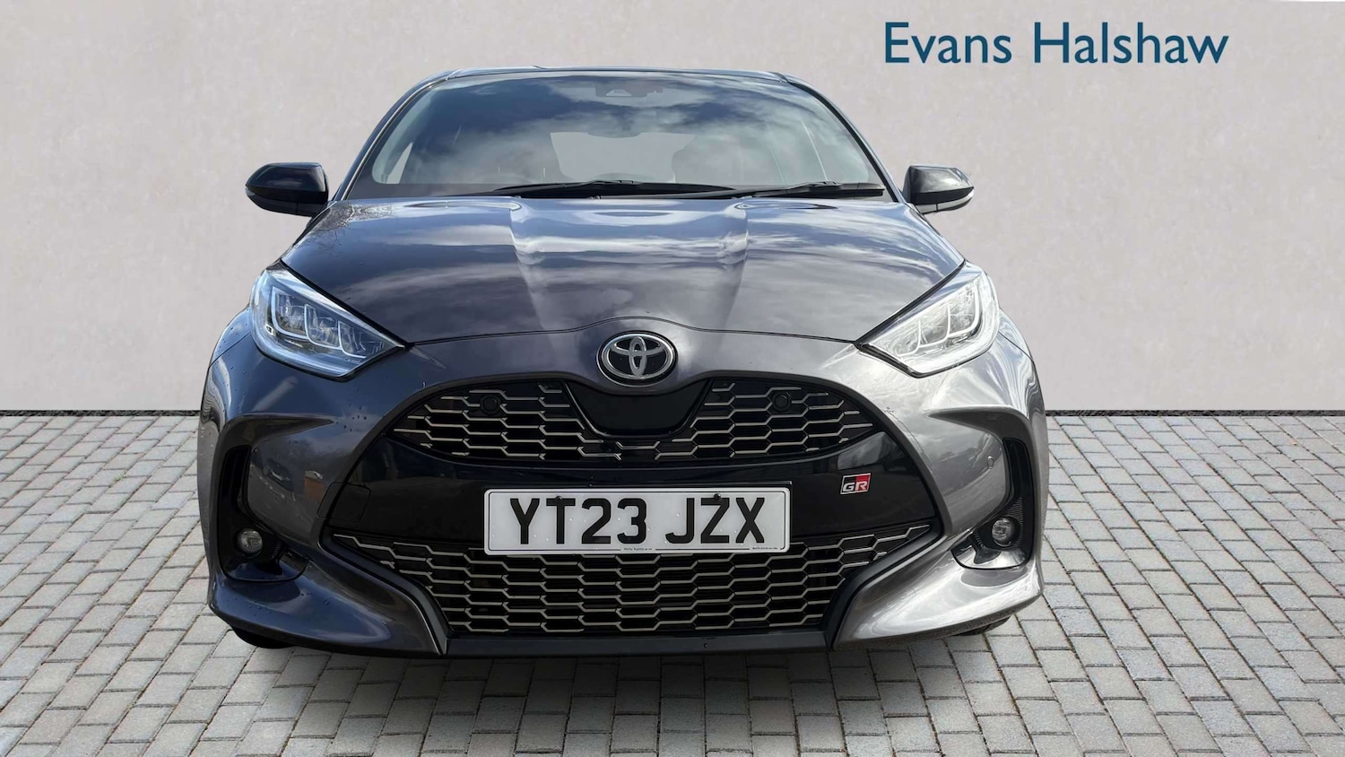 Used Toyota Yaris 2023 for sale - 78076847: Photo 2