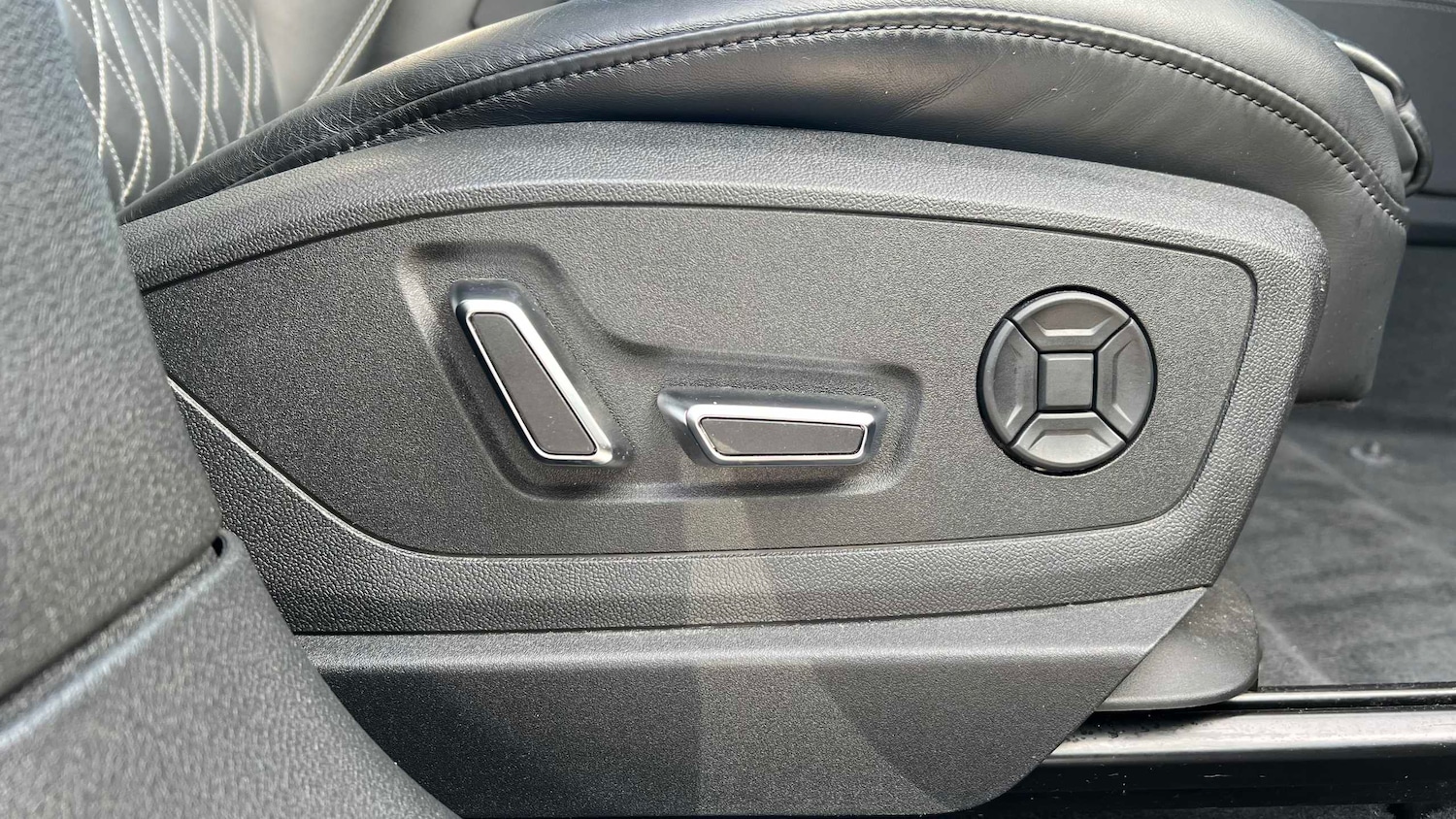 Used Audi e-tron 2021 for sale - 77886127: Photo 18