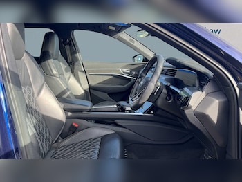 Used Audi e-tron 2021 for sale - 77886127: Photo