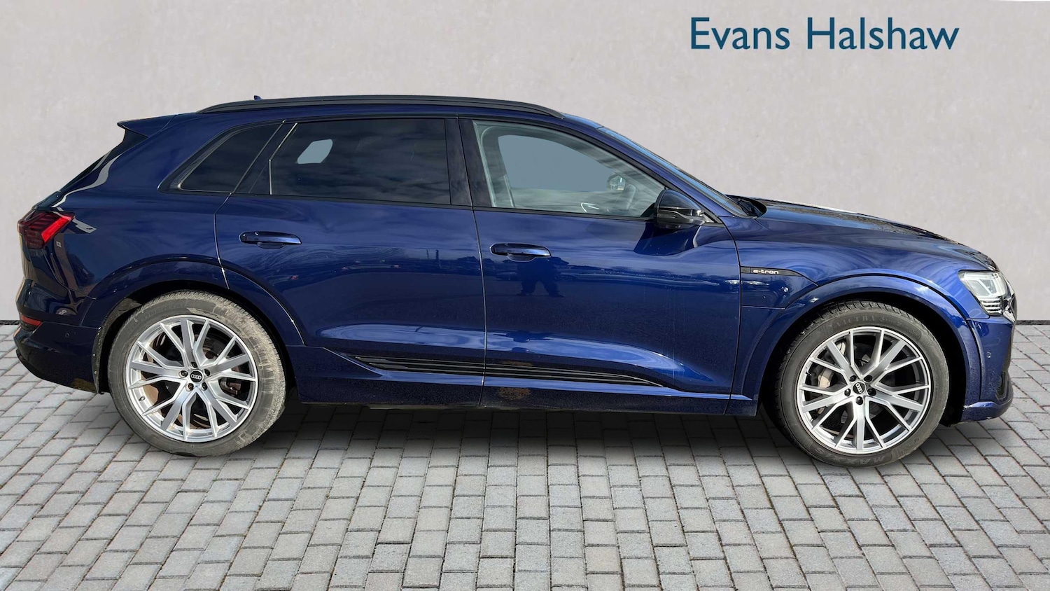 Used Audi e-tron 2021 for sale - 77886127: Photo 6