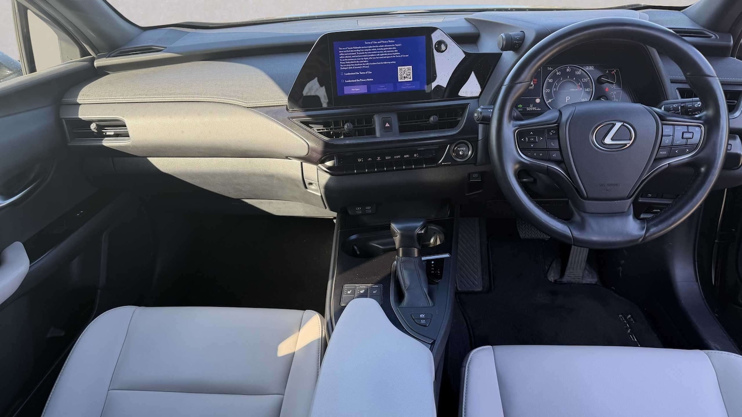 Used Lexus UX 2023 for sale - 77943393: Photo 7