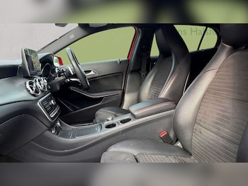 Used Mercedes-Benz GLA 2018 for sale - 78550675: Photo