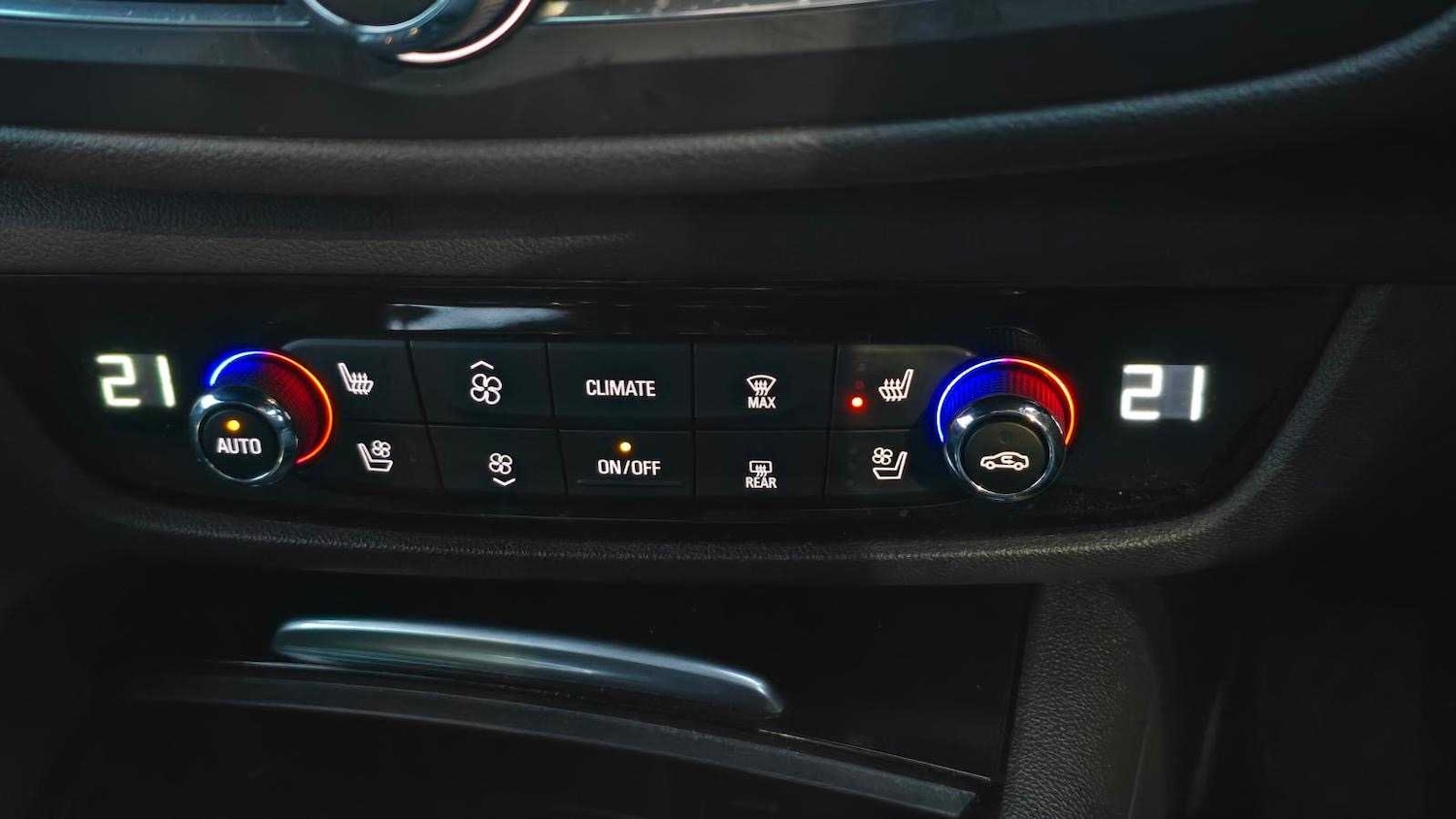 Used Vauxhall Insignia 2021 for sale - 77862115: Photo 9